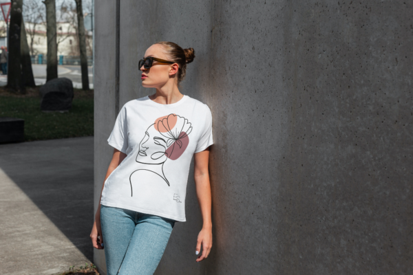 Flower of femininity" T-shirt